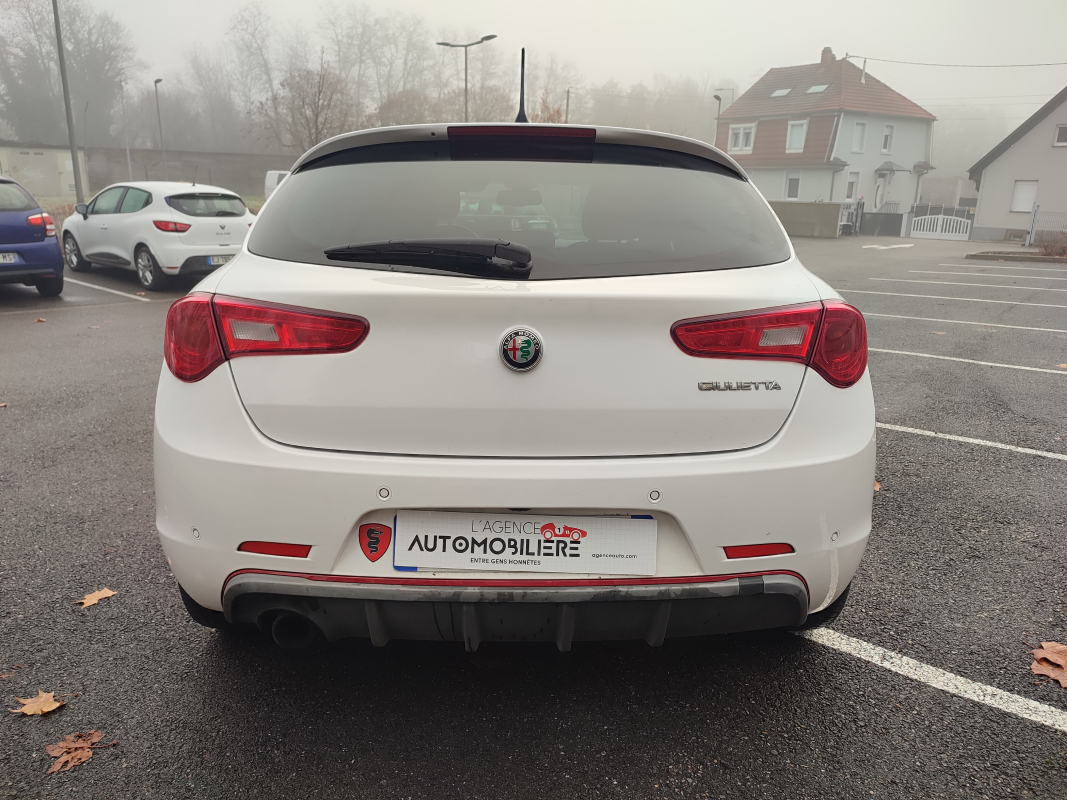 Alfa Romeo Giulietta — 4