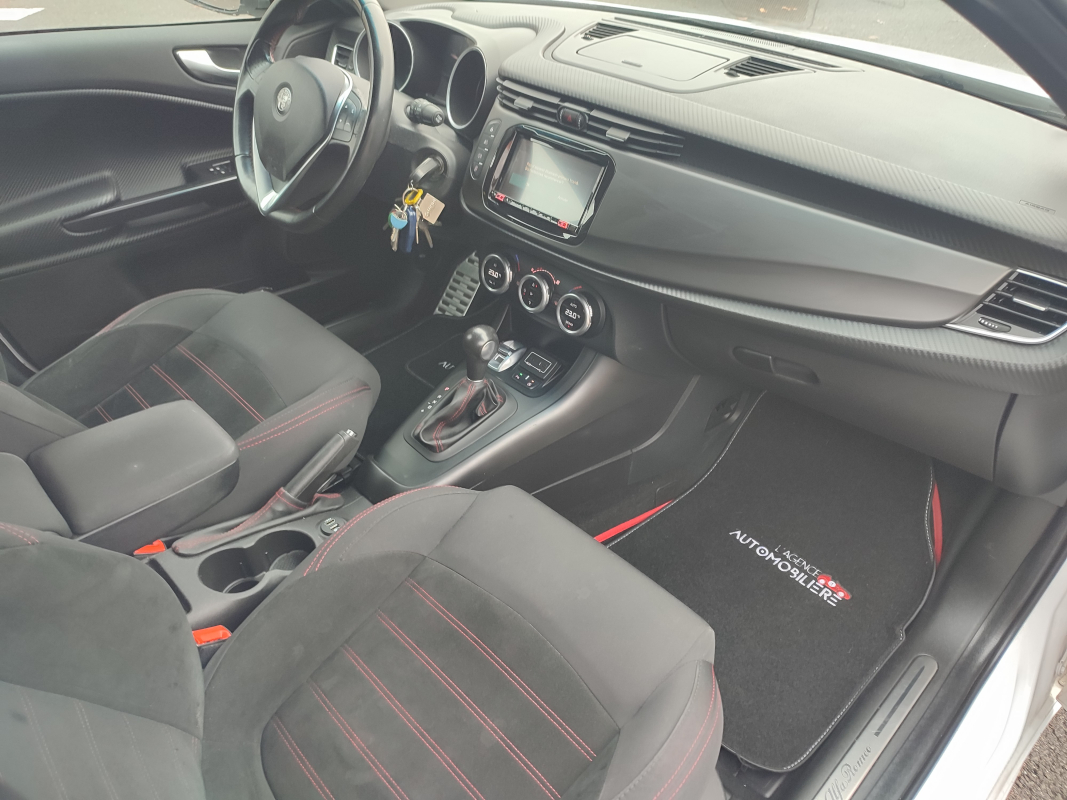 Alfa Romeo Giulietta — 13