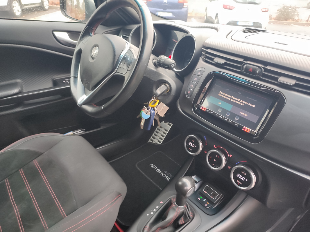 Alfa Romeo Giulietta — 12