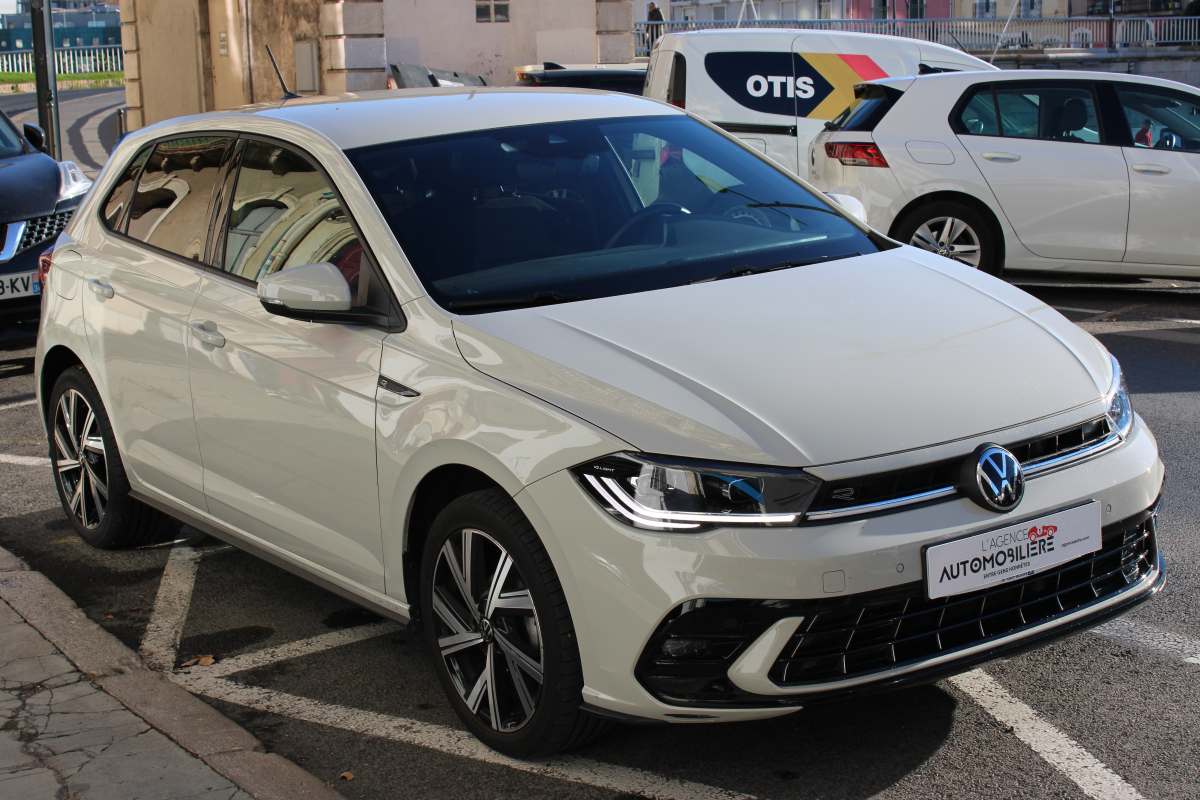 Volkswagen Polo — 3