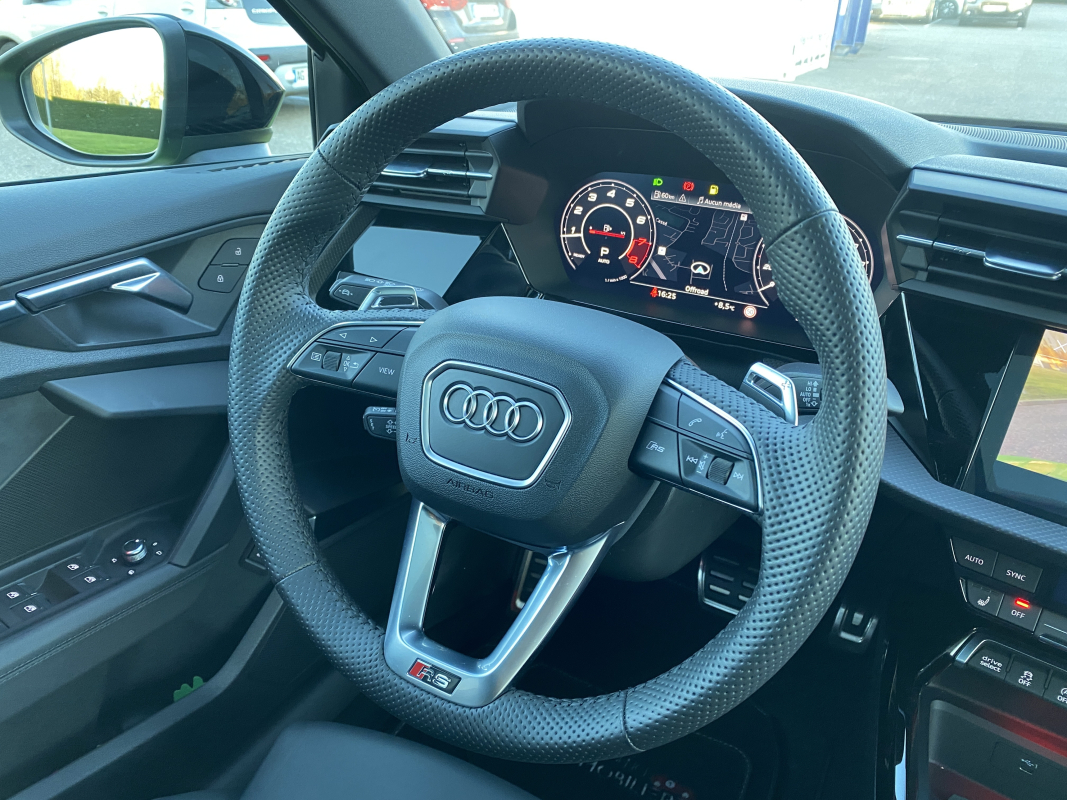 Audi RS3 sportback — 28