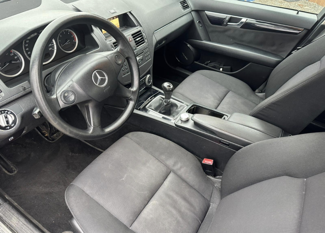 Mercedes Classe C — 11