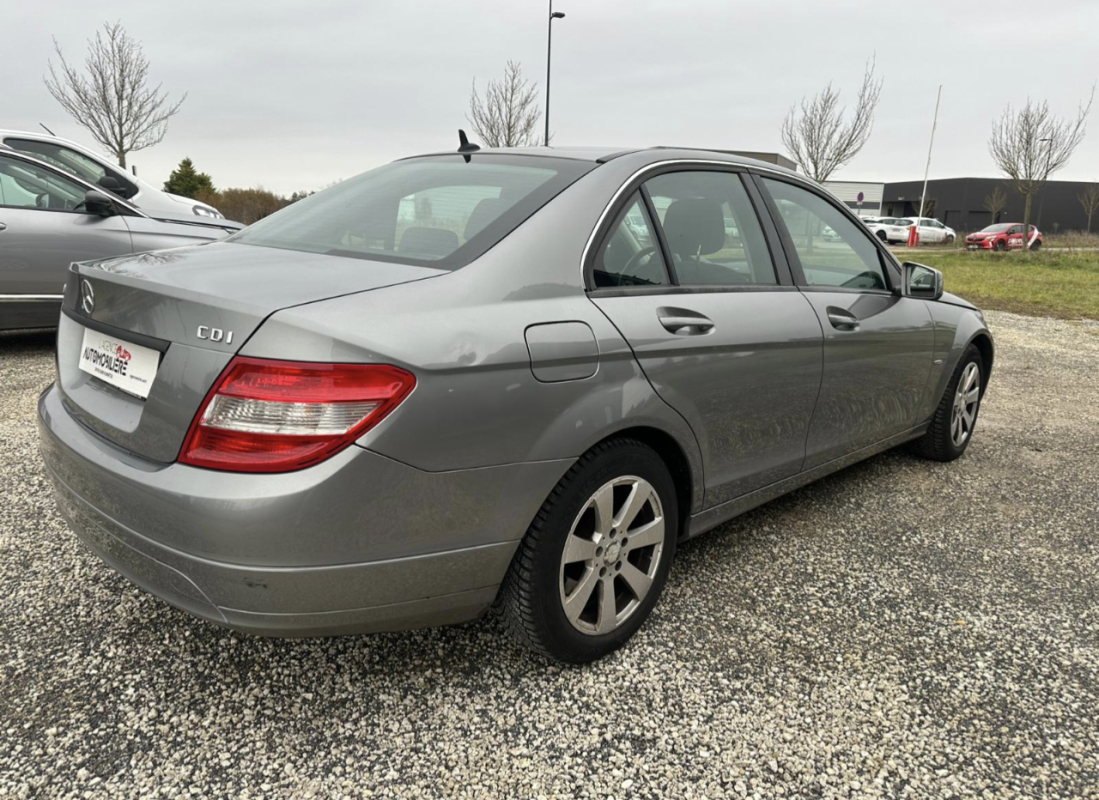Mercedes Classe C — 5