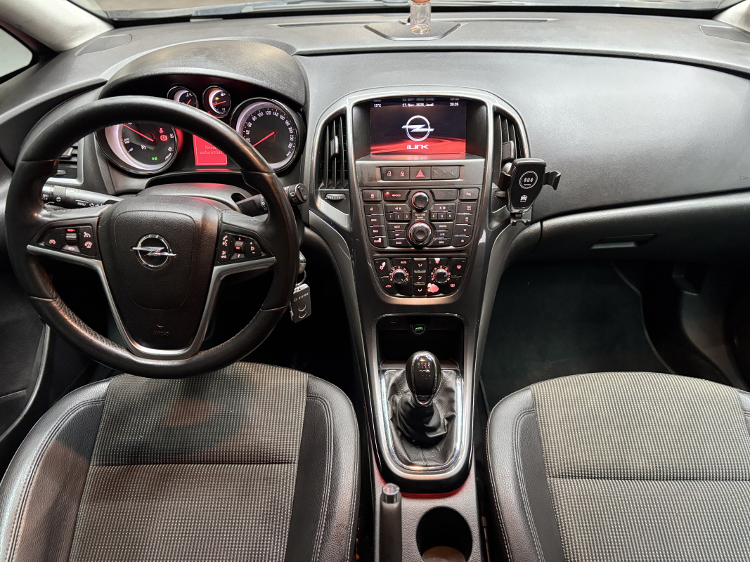 Opel Astra — 14