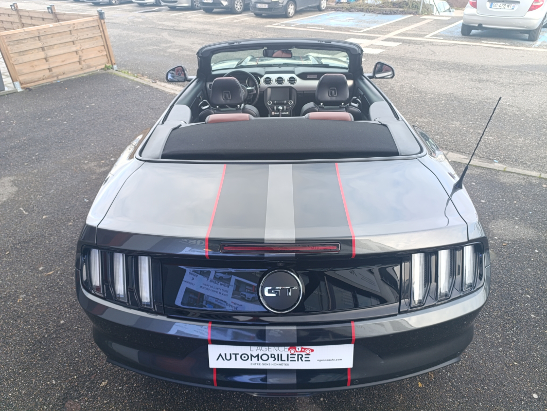 Ford Mustang Fastback — 10