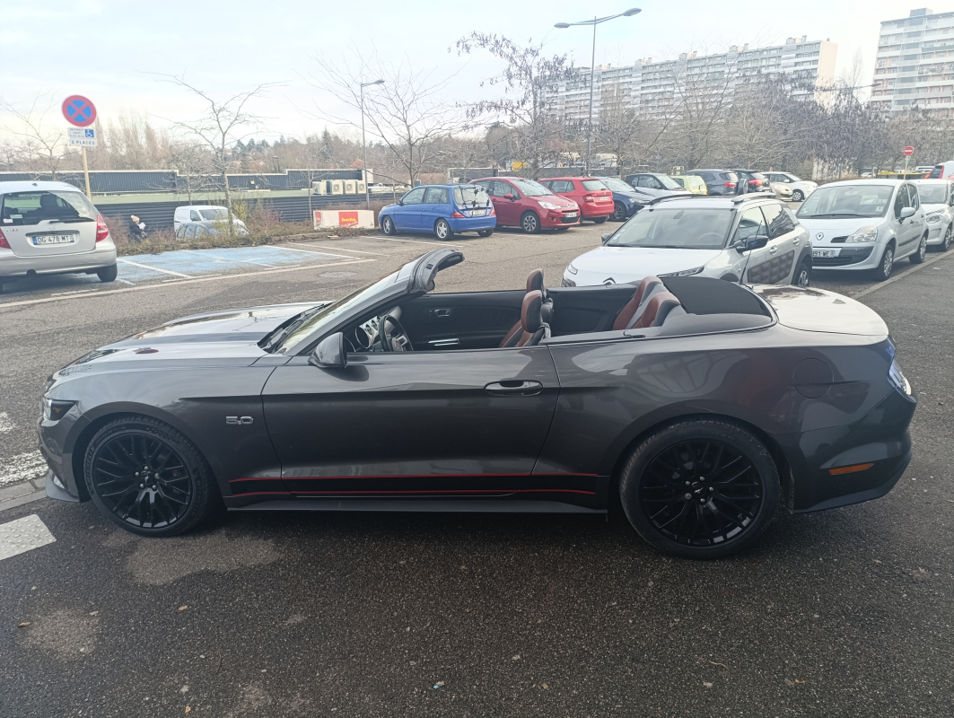 Ford Mustang Fastback — 7