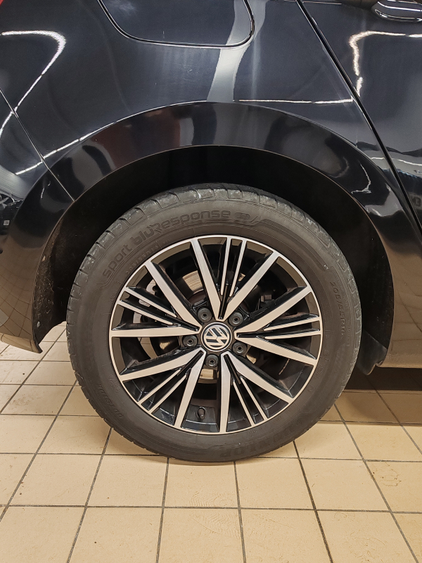 Volkswagen Golf Sportsvan — 25