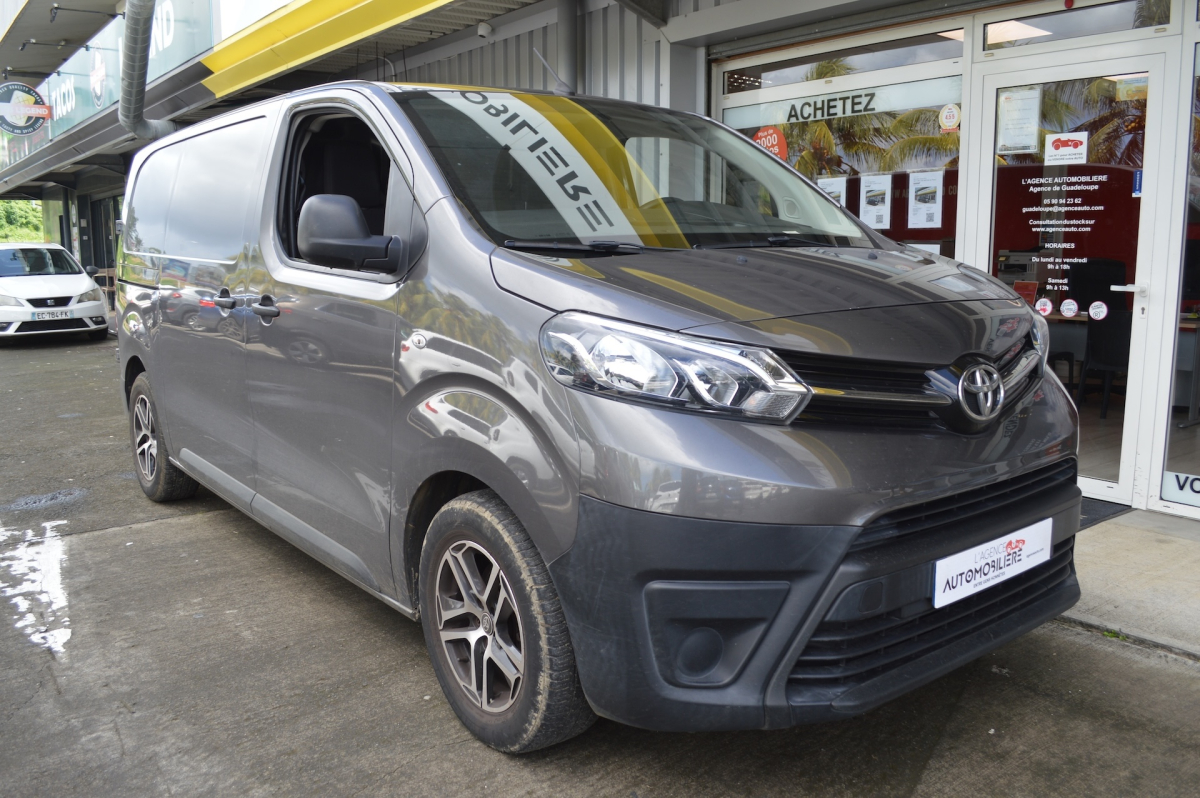 Toyota PROACE — 2