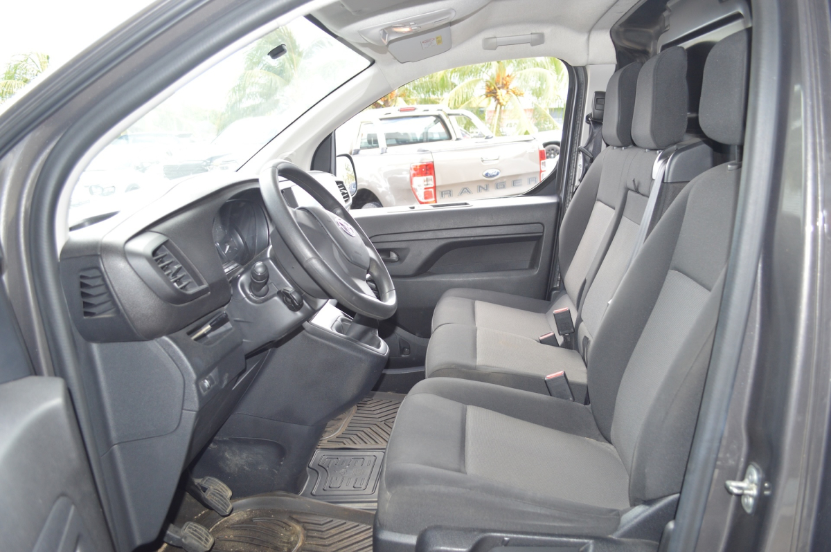 Toyota PROACE — 10