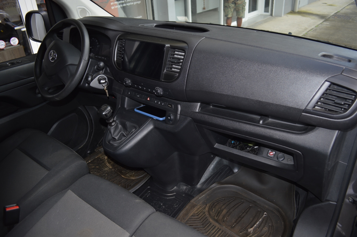 Toyota PROACE — 11