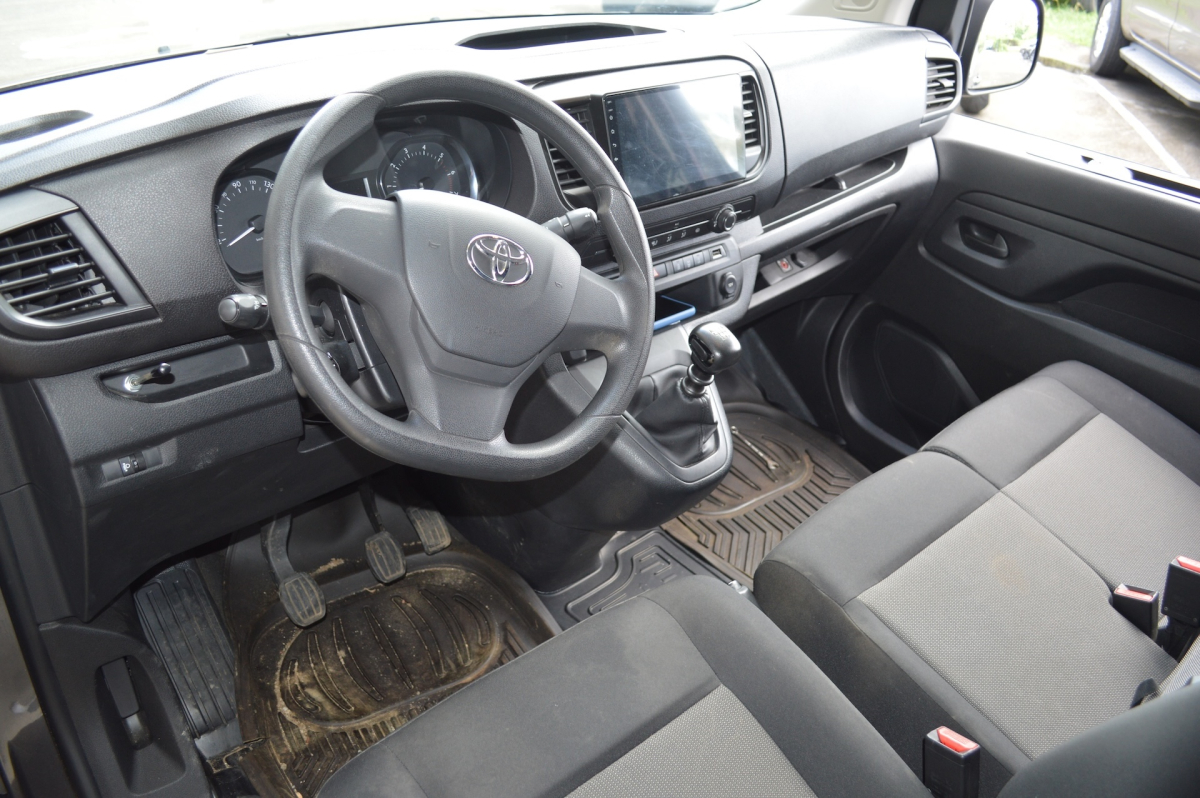 Toyota PROACE — 12