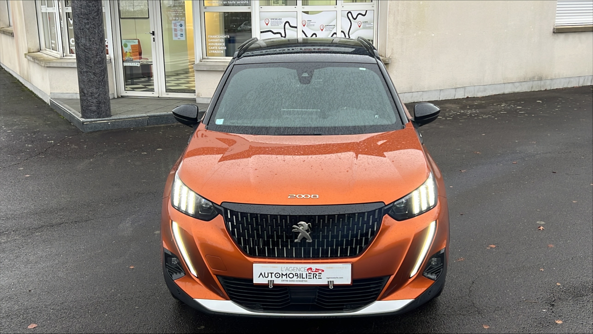 Peugeot 2008 — 3