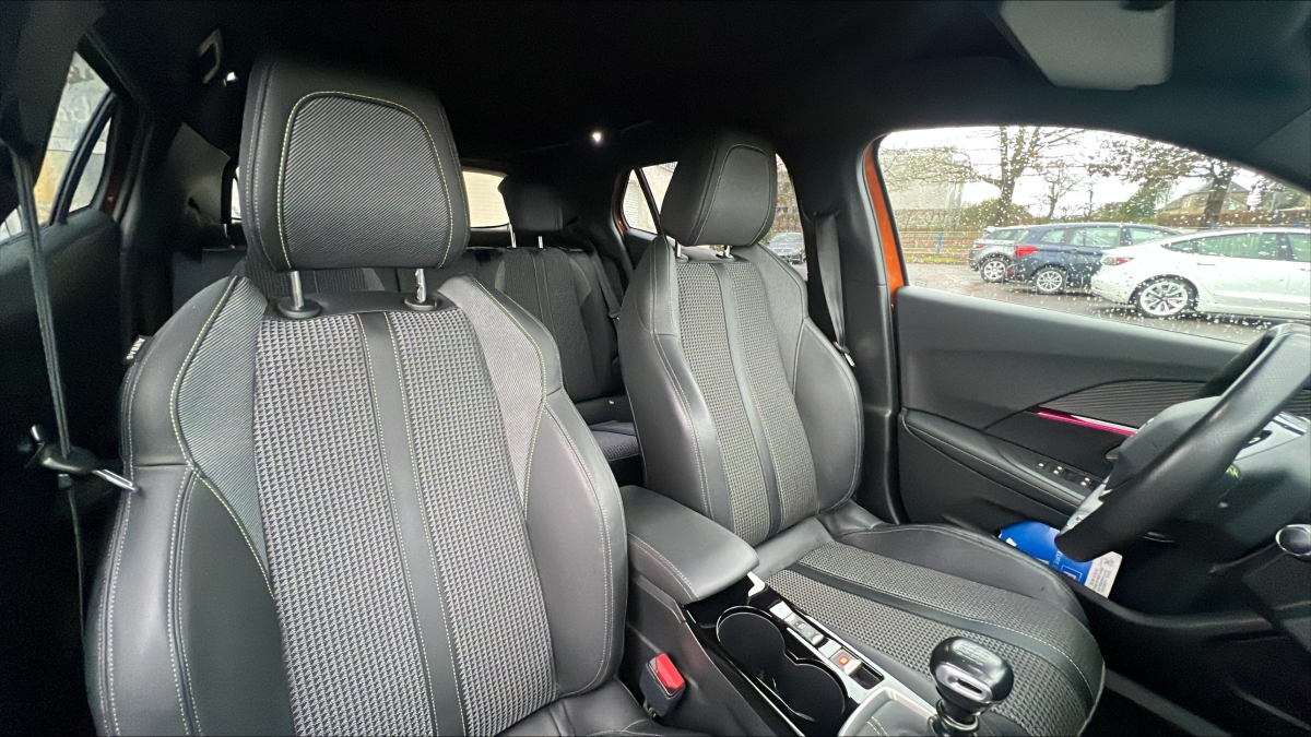 Peugeot 2008 — 19