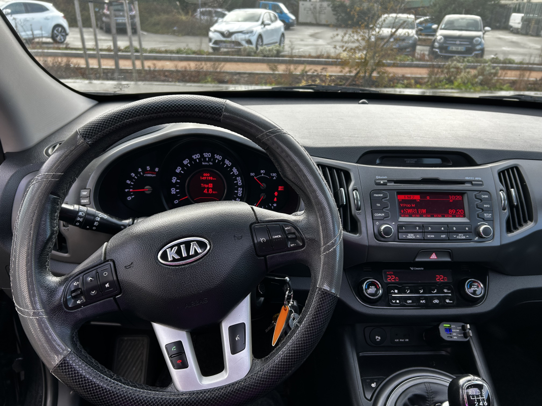 Kia Sportage — 10
