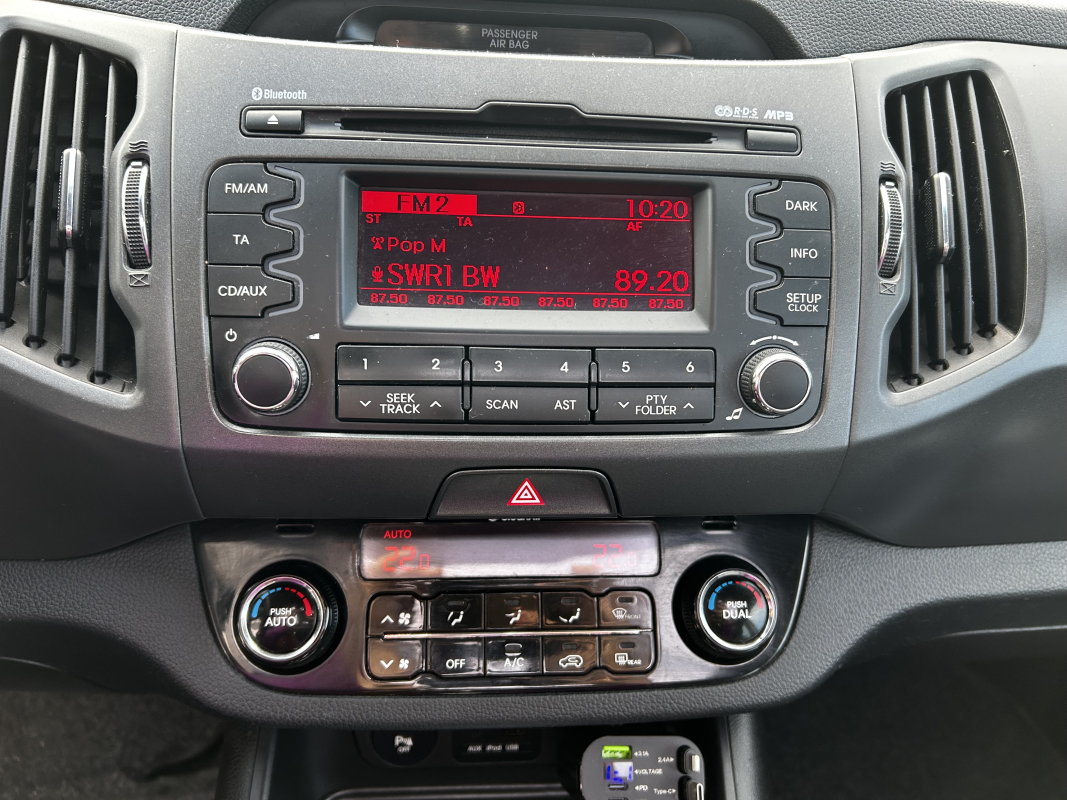 Kia Sportage — 12