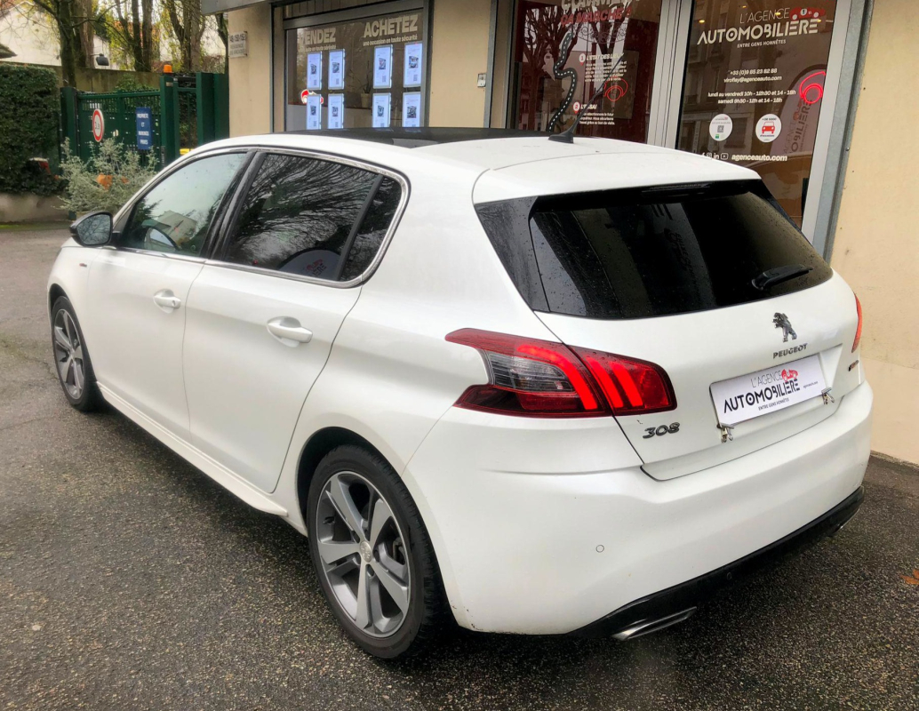 Peugeot 308 — 3