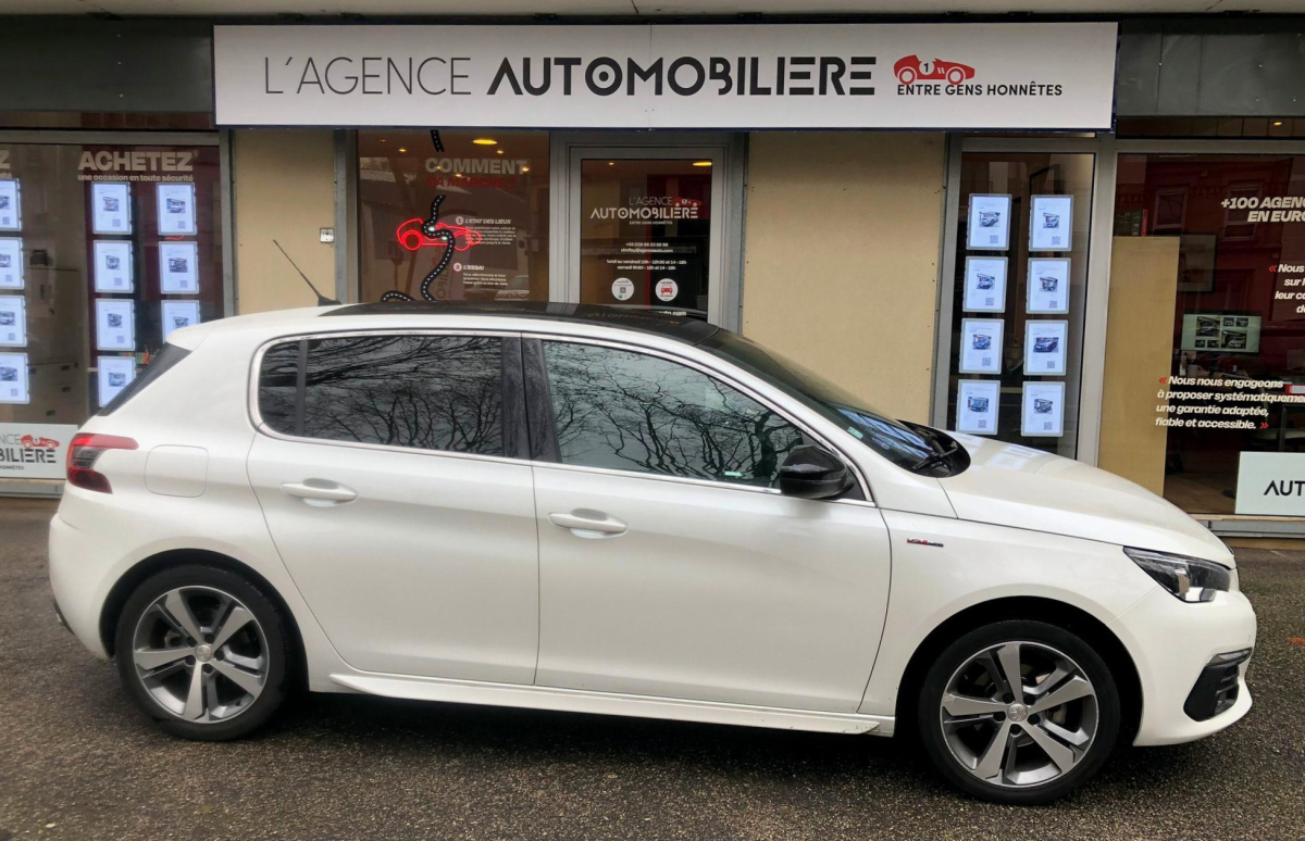 Peugeot 308 — 7