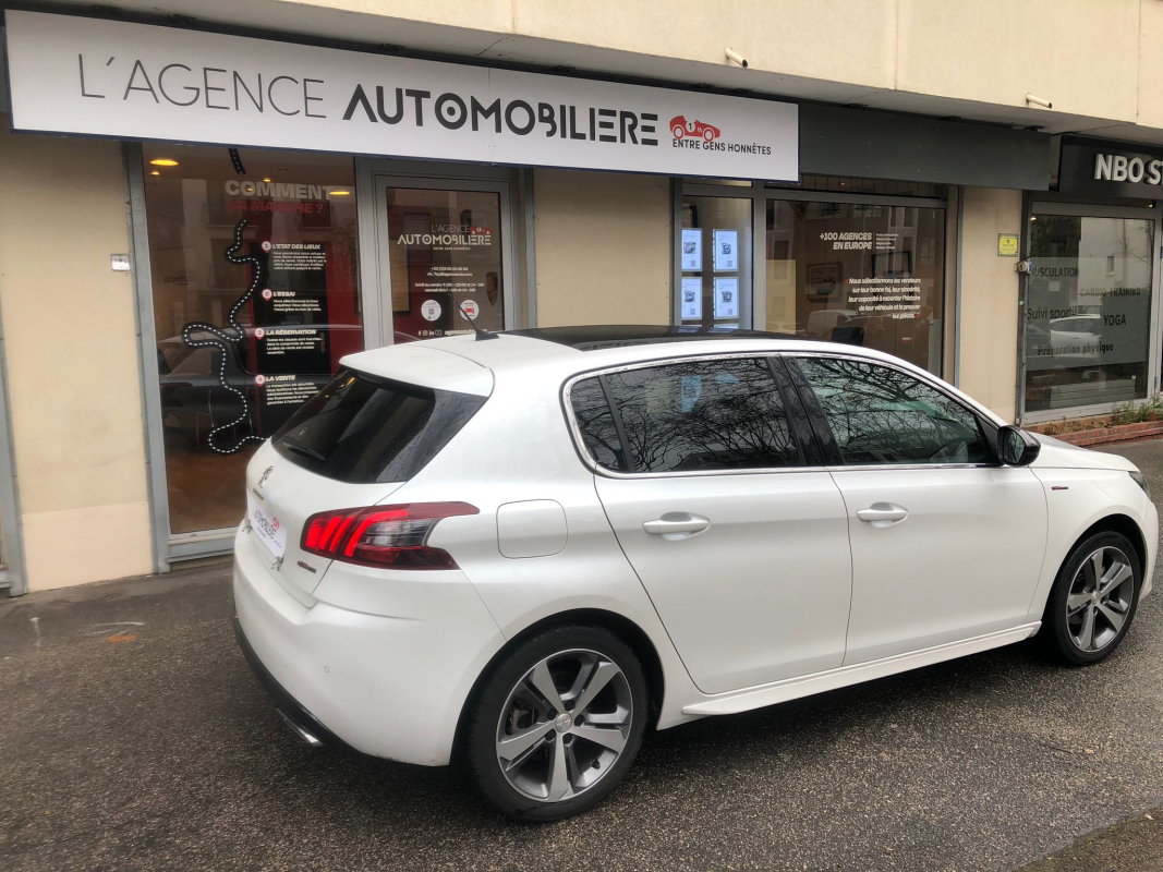Peugeot 308 — 29