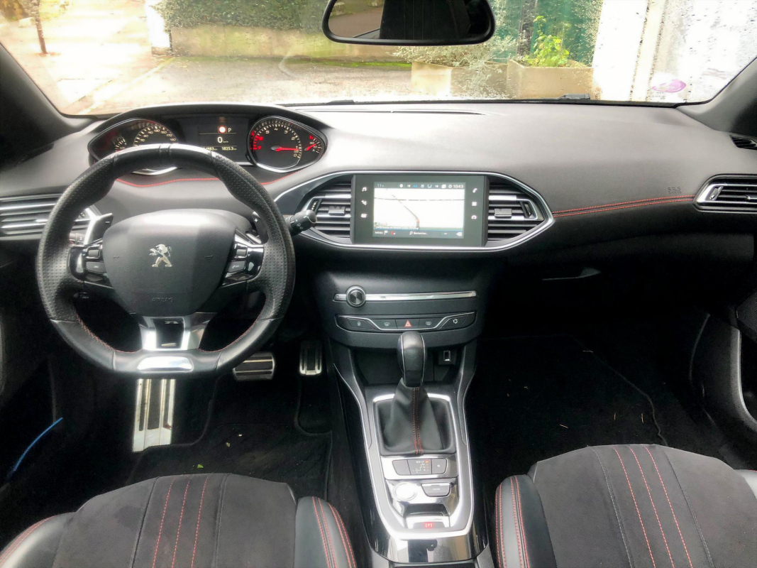 Peugeot 308 — 8