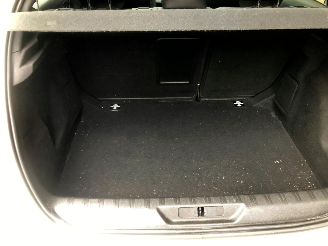 Peugeot 308 — 28