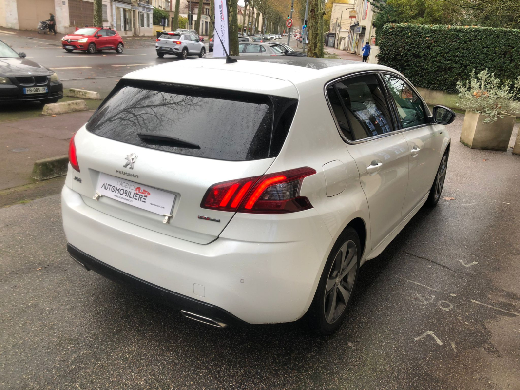 Peugeot 308 — 5