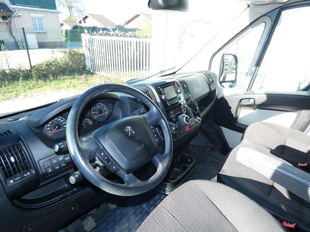 Peugeot Boxer — 11