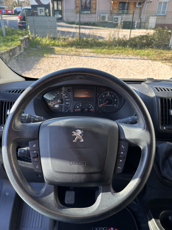 Peugeot Boxer — 22