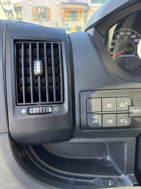 Peugeot Boxer — 23