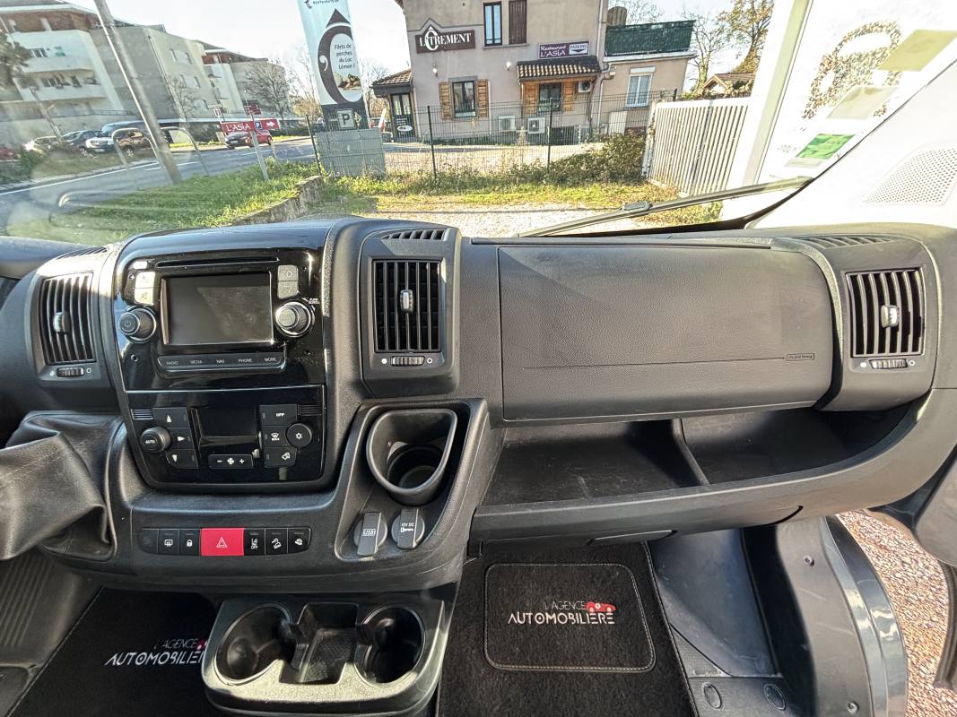 Peugeot Boxer — 21