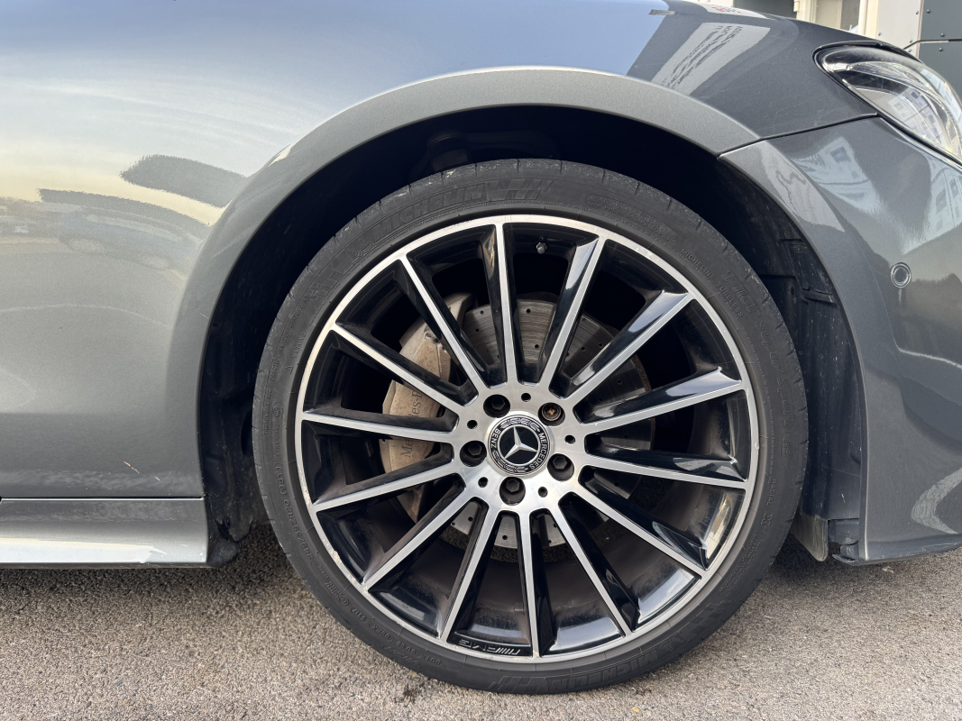Mercedes Classe E — 25