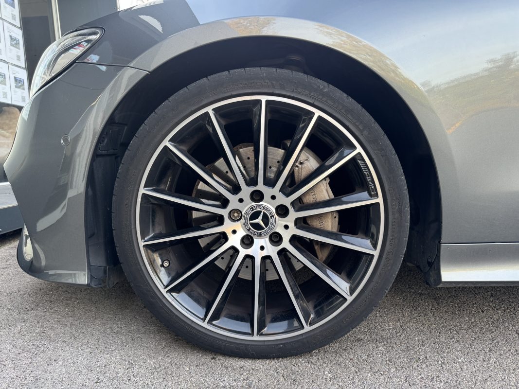 Mercedes Classe E — 22