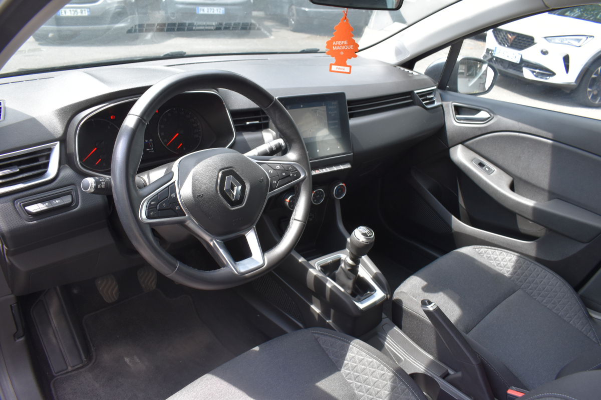 Renault Clio — 10