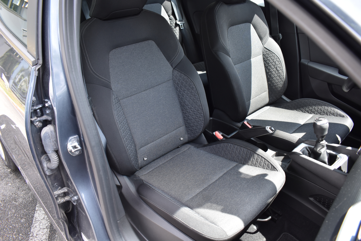 Renault Clio — 18