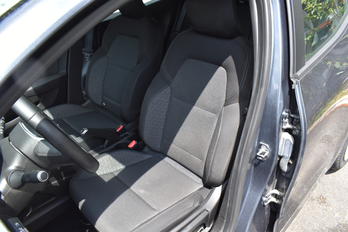 Renault Clio — 9