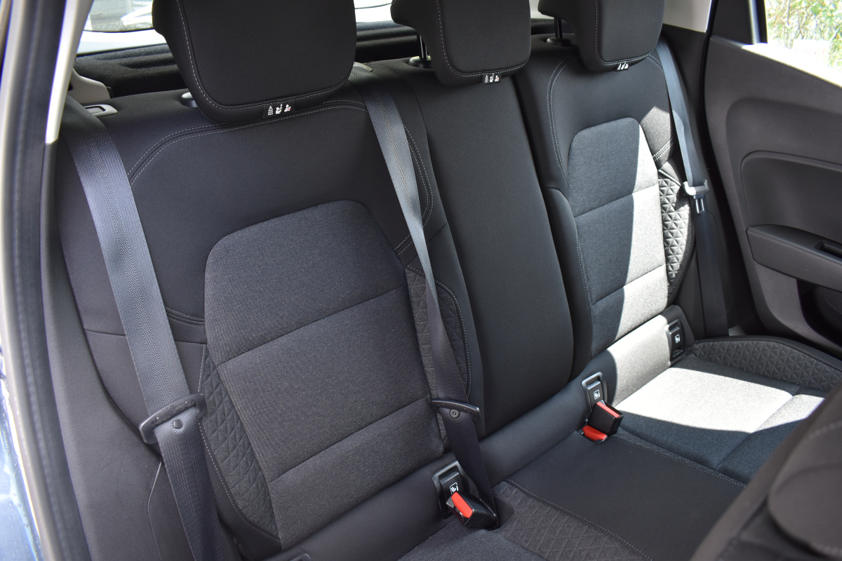 Renault Clio — 19