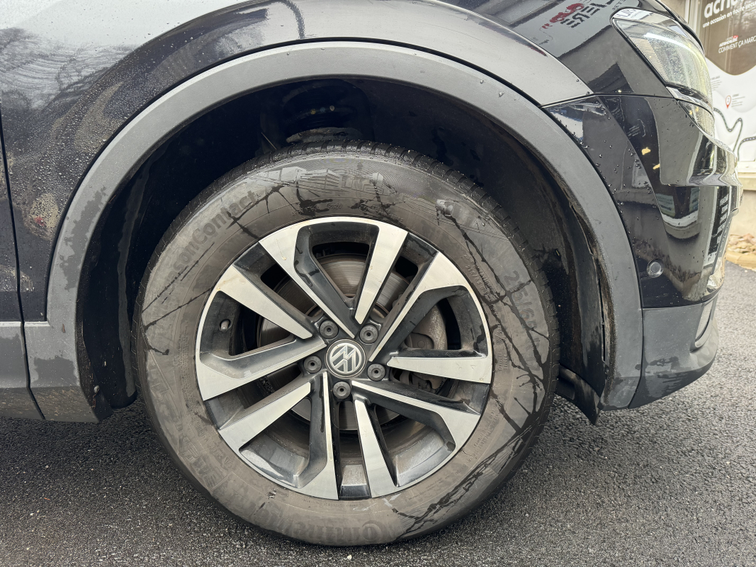Volkswagen Tiguan — 10