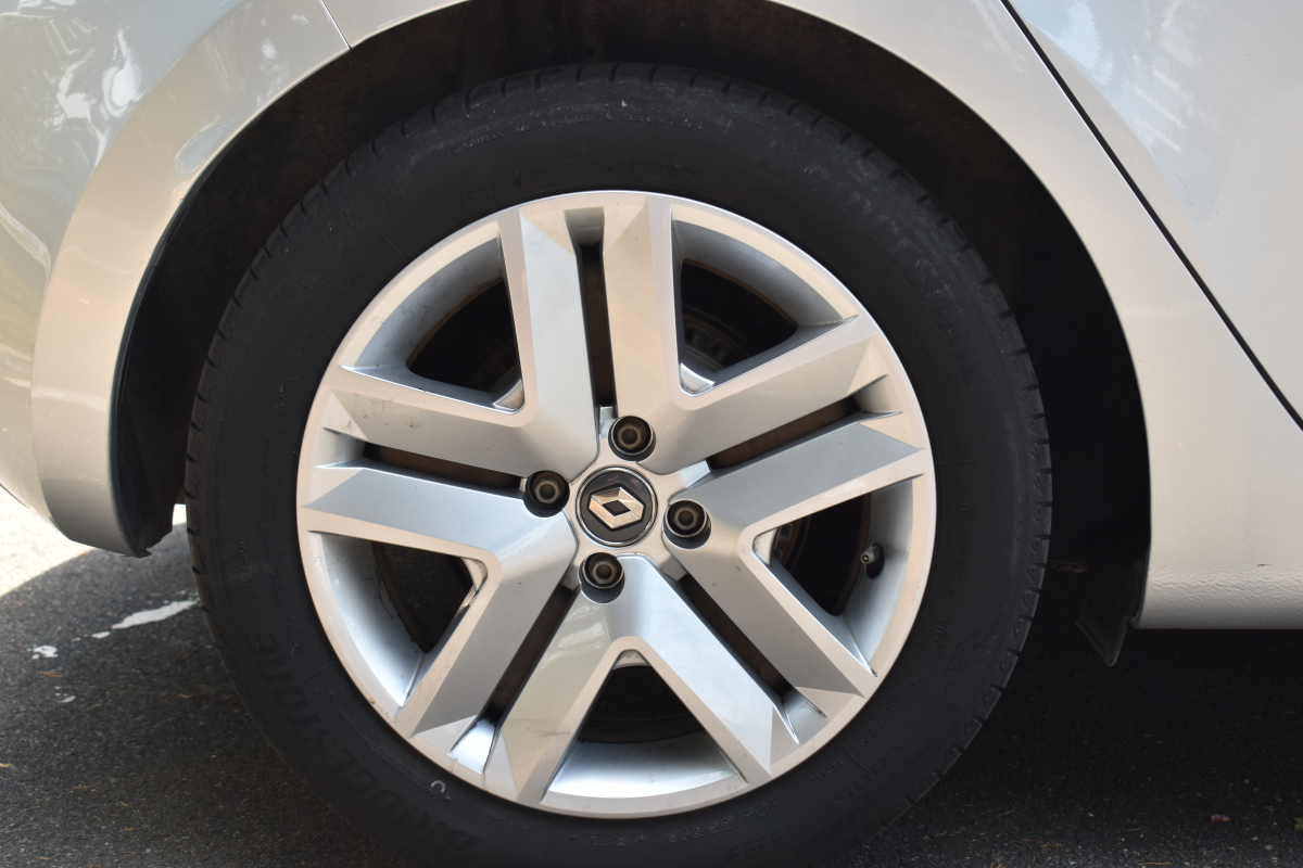 Renault Clio — 14