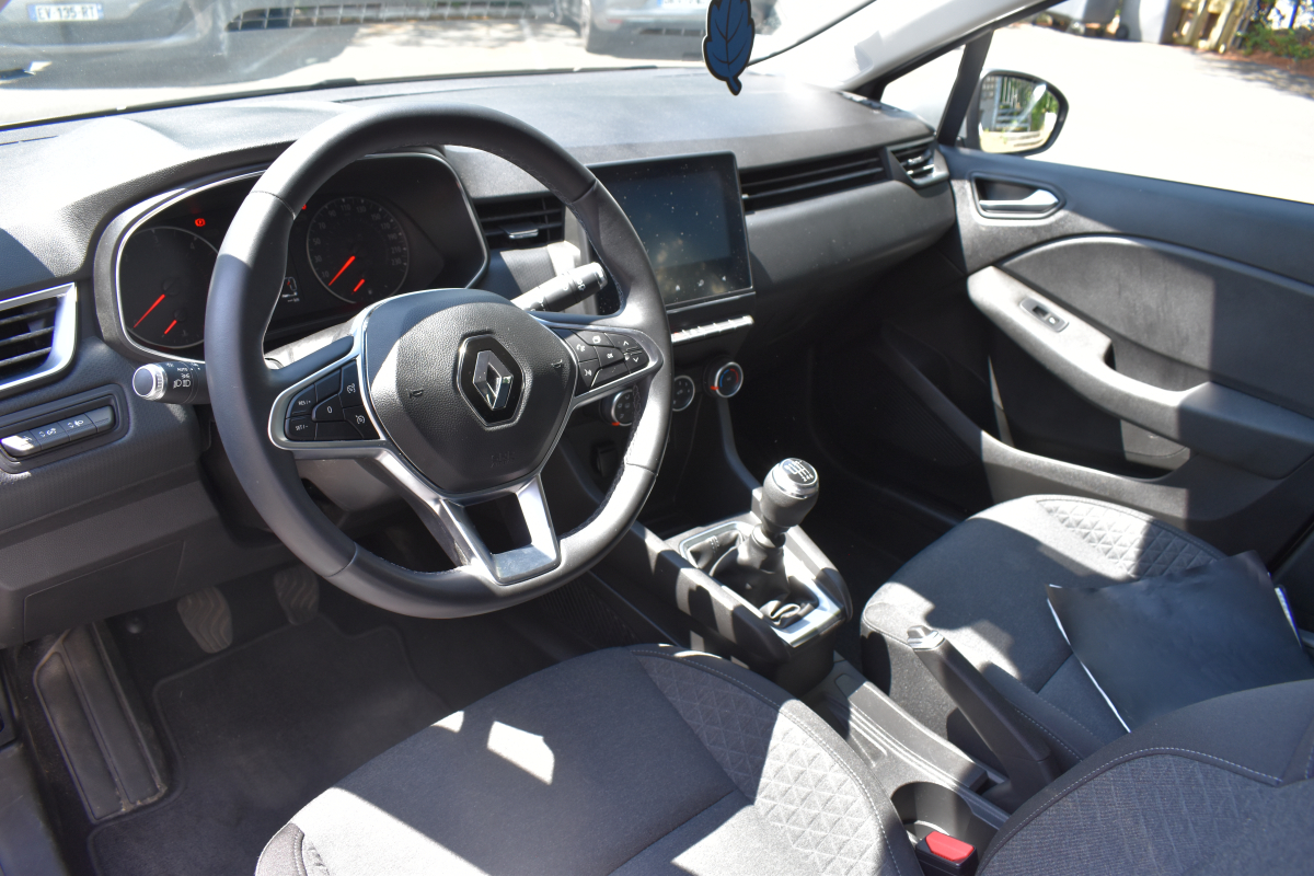 Renault Clio — 8