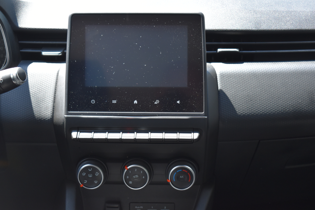 Renault Clio — 11