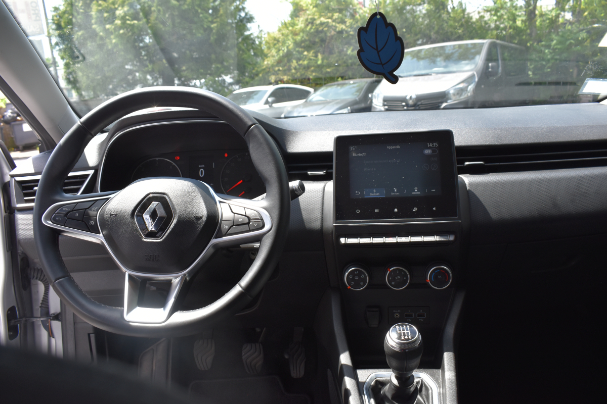 Renault Clio — 10