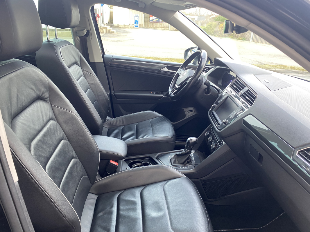 Volkswagen Tiguan — 25