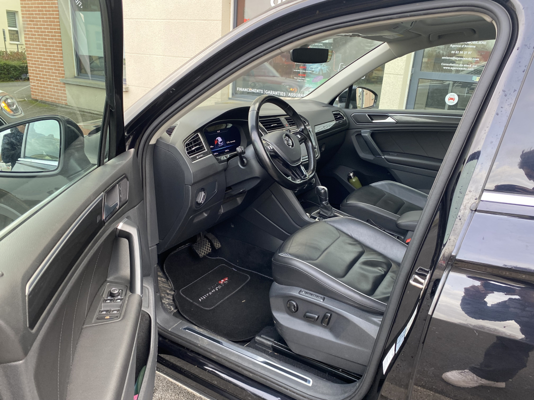 Volkswagen Tiguan — 8