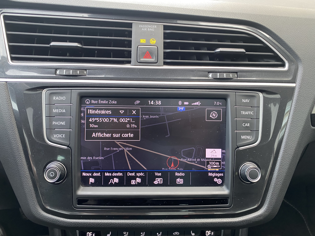 Volkswagen Tiguan — 13