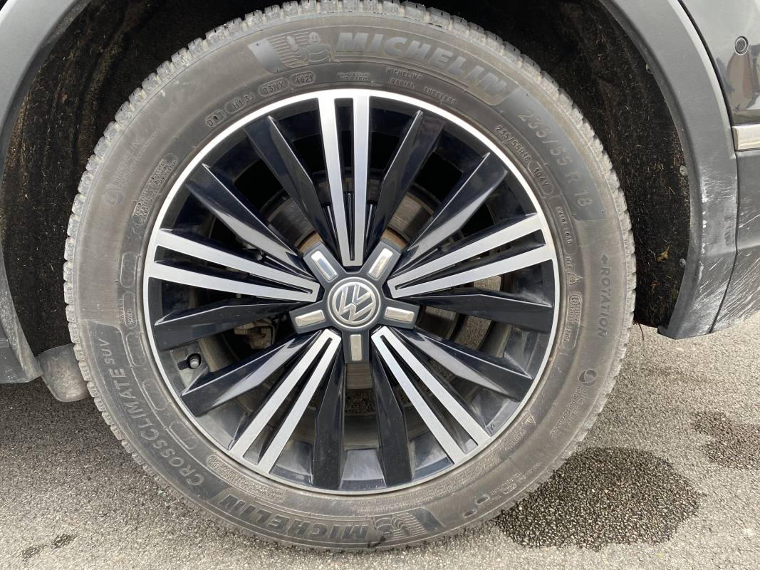 Volkswagen Tiguan — 37