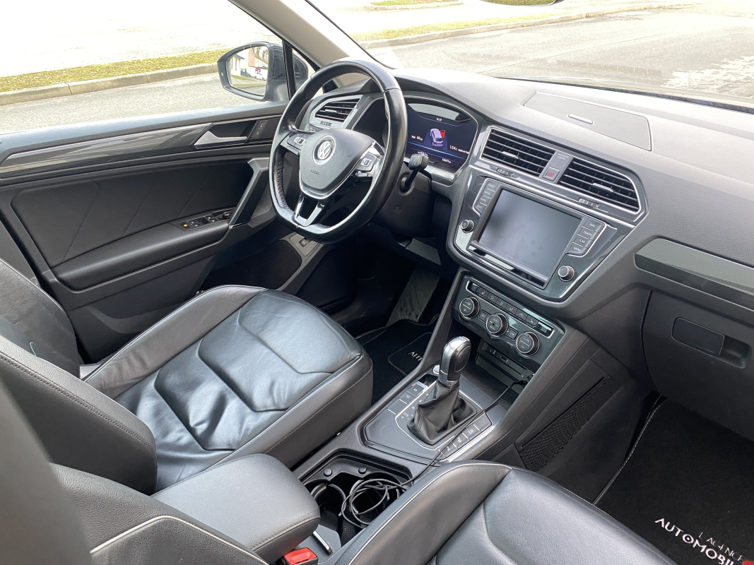 Volkswagen Tiguan — 26
