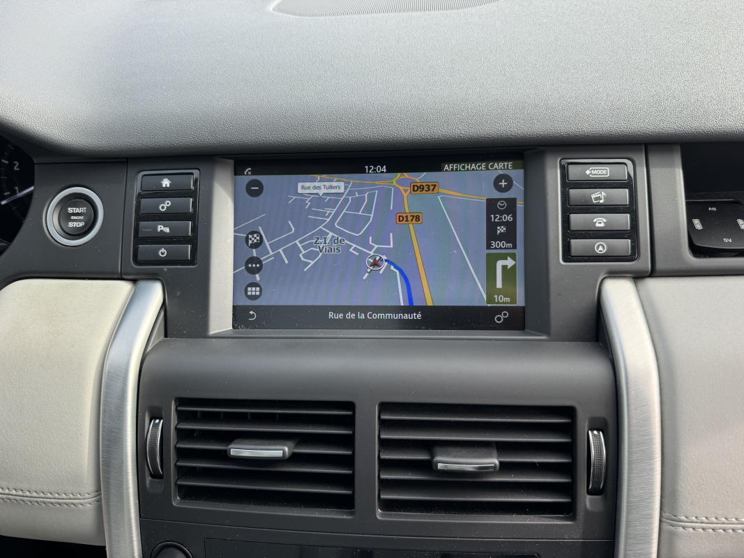 Land Rover Discovery Sport — 23