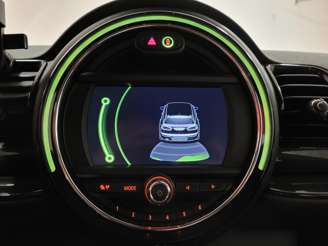 Mini Clubman — 16