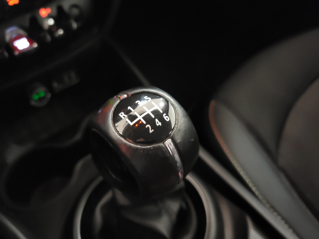 Mini Clubman — 20