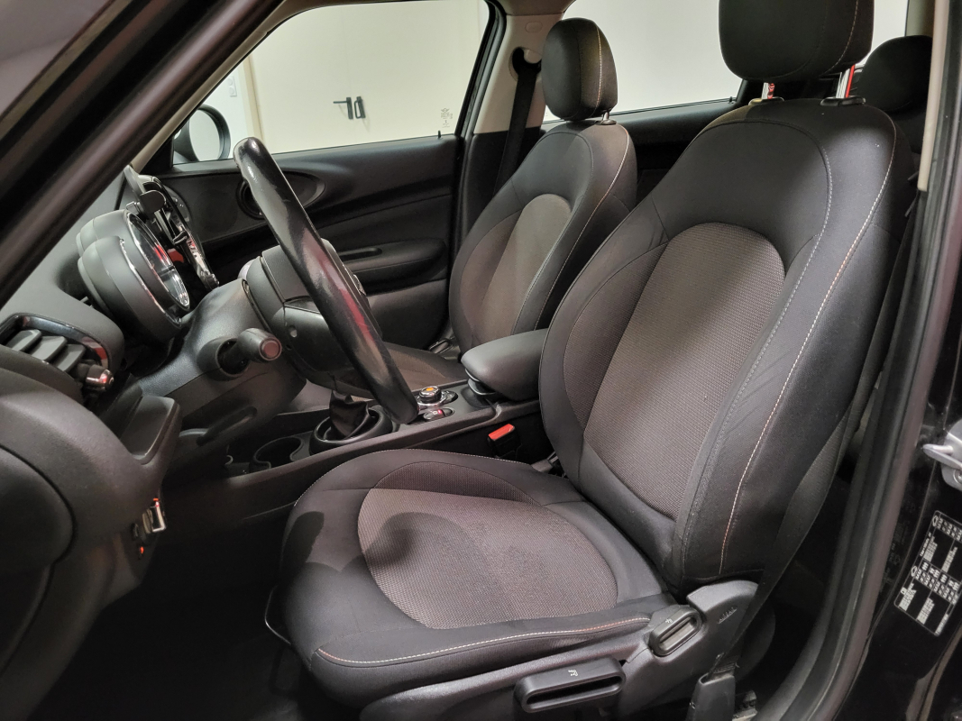 Mini Clubman — 10