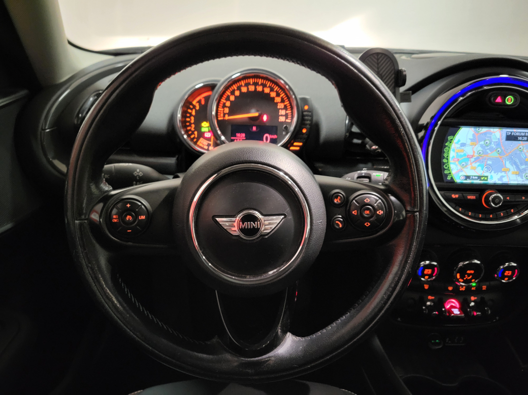 Mini Clubman — 13